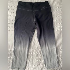 Nike Dri-Fit Ombré Capri Leggings